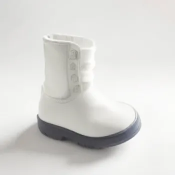 Basic White Baby Boot