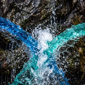 Clashing Colored Water Streams